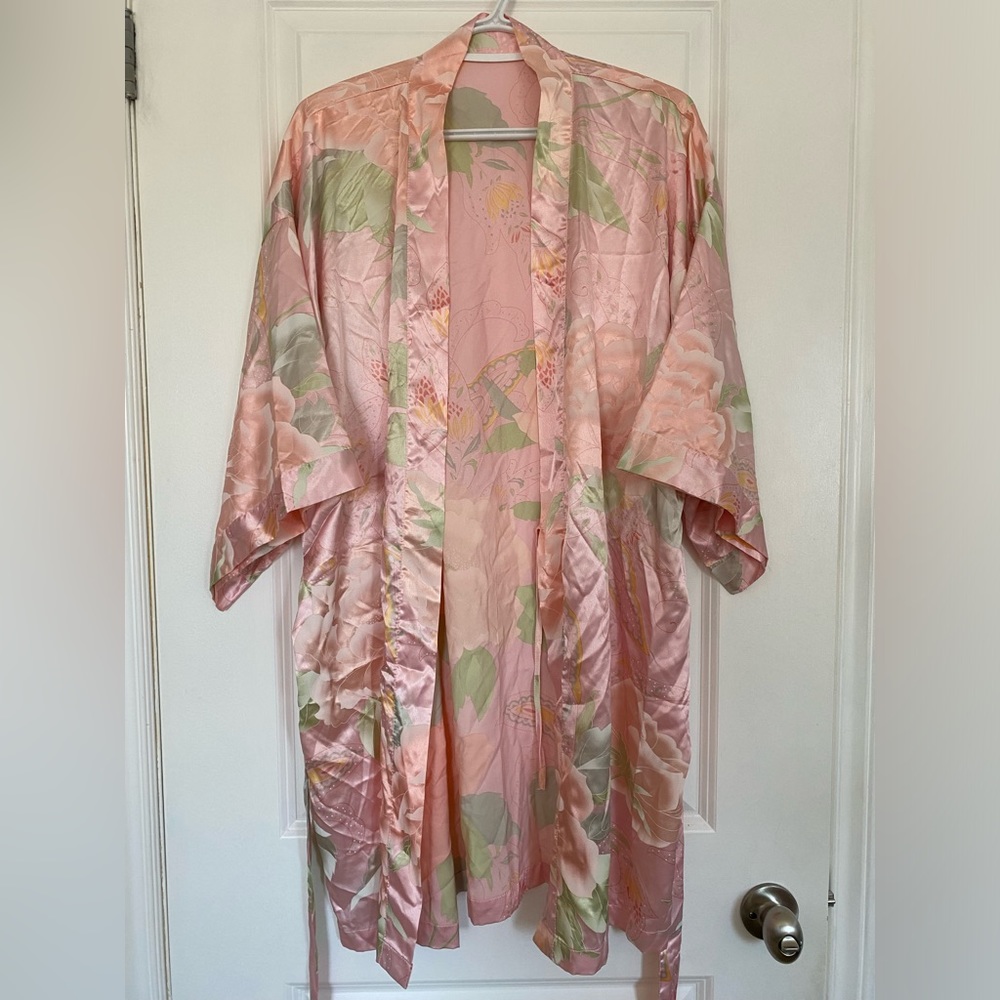 Satin Robe - Picture 2 of 3